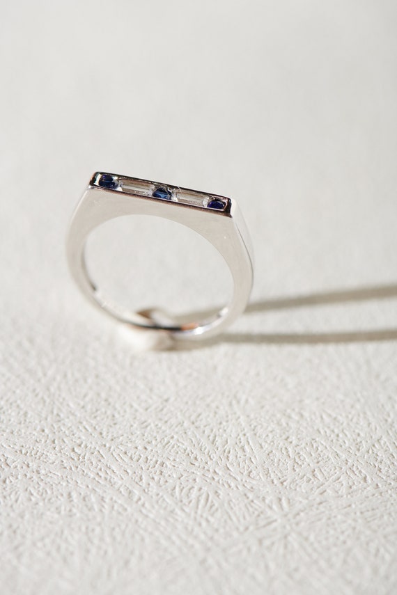 Vintage Sapphire Ring - image 5