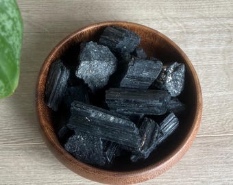 Raw Black Tourmaline | Natural Rough Crystal | Jewellery Making, Crafts & Collecting | Protection Stone