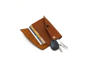 Leather key holder, leather card holder, keychain, key pouch, handmade key case, leather keychain, leather gift