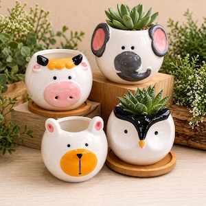Ceramic Round Animal Succulent Planters WITH Bamboo Coaster / Small Desktop Plant Pot / Indoor Office Home Decor / Cute Animal Planters Gift