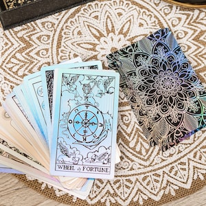 Indie Tarot Deck, Holographic Tarot, Rainbow Foil Tarot 78 Cards, Cute Tarot Card Deck, Classic Tarot with Guidebook, Tarot Gift Set in Box