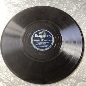 78 RPM Glenn Miller When The Angels Came Through / You And I  Bluebird