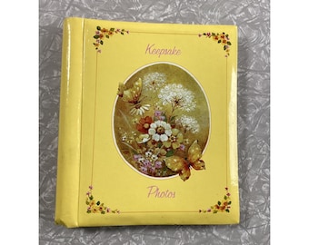 Vintage Yellow Keepsake Photo Album Magic Magnetic Spiral Bound