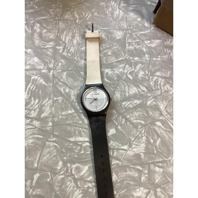 Vintage Le Watch Quintel 80s Memphis Style Black White Watch Primary Color Hands image 2