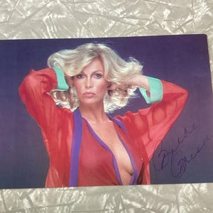 Vintage Hand Signed Bobbie Bresee Scream Queen Actress Autographed Card 1