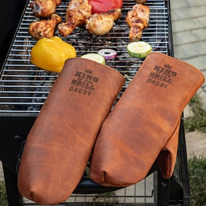 Leather Grilling Gloves - 3rd Anniversary Gift, Personalized Gift for Dad, Grilling Gift for Men, Custom grill gloves for men