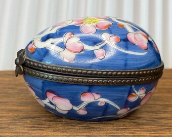 Limoges France Hand Painted Egg Trinket Box ~ Peint Main