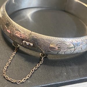Vintage Sterling Hinged Etched Bracelet