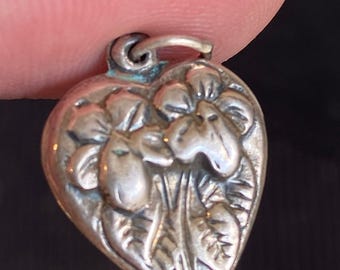 Sterling Victorian Floral Pendant Heart