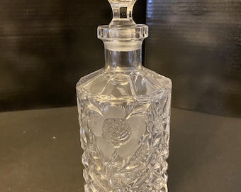 Vintage runde Kristall Schnapskaraffe mit geätztem gefrostetem Blumenmotiv