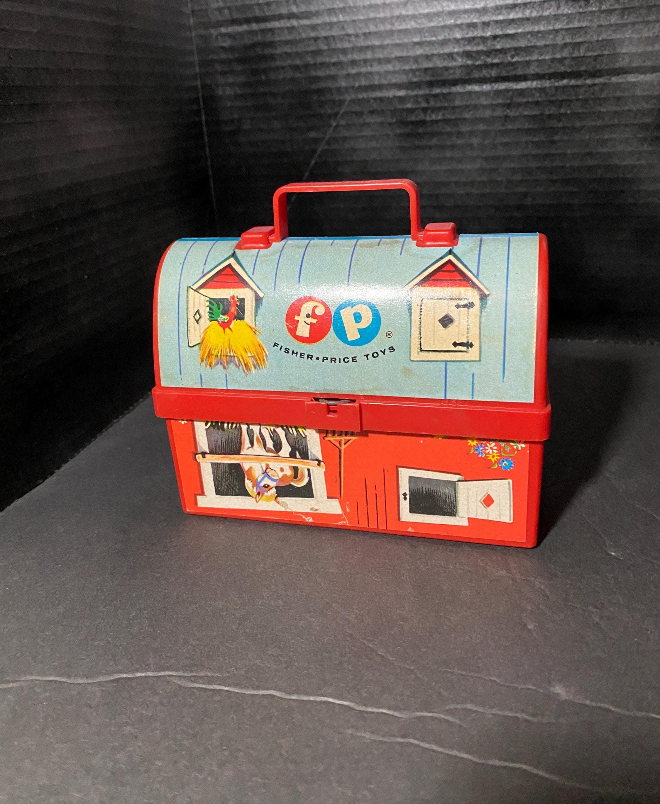 Vintage 1962 Fisher Price Little People Mini Lunch Box Barn Collectable Toy w Silo Thermos