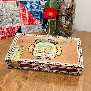 Arturo Fuente Empty Wood Cigar Box - Magnum R Vitola “Fifty-Two” - Rosado Sungrown - 10.5” x 5.75” x 2”