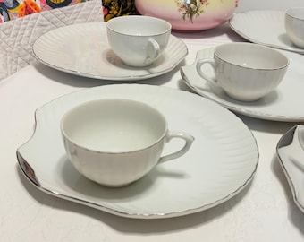 ヴィンテージ エリザベス朝ボーンチャイナ ティーセット：スナック