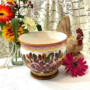 Vintage 1970s  Italian Hand Painted Ceramic Planter Majolica Deruta Style Cache Pot Italy IT 163 Floral Pedestal Terracotta Flower Bowl Mint