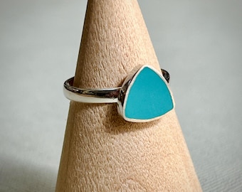 Minimalist Triangular Sterling Ring with Bluish Resin. Size 6