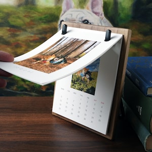 Custom Pet Desk Calendar 2025, Reusable Black Walnut Wood Base, Annual Free Replacement of Calendar Images, Personalized Memories