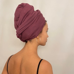 Bamboo hair towel 55 x 120 red | Hair towel by CURLY N COVERED | Perfect as a turban towel and for the plopping method!