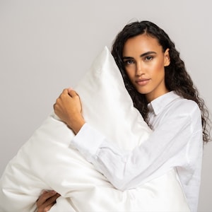 Silk pillowcase 80x80 cream white silk. Mulberry silk pillow from CURLY N COVERED. Our silk pillows & pillowcases are made in Germany