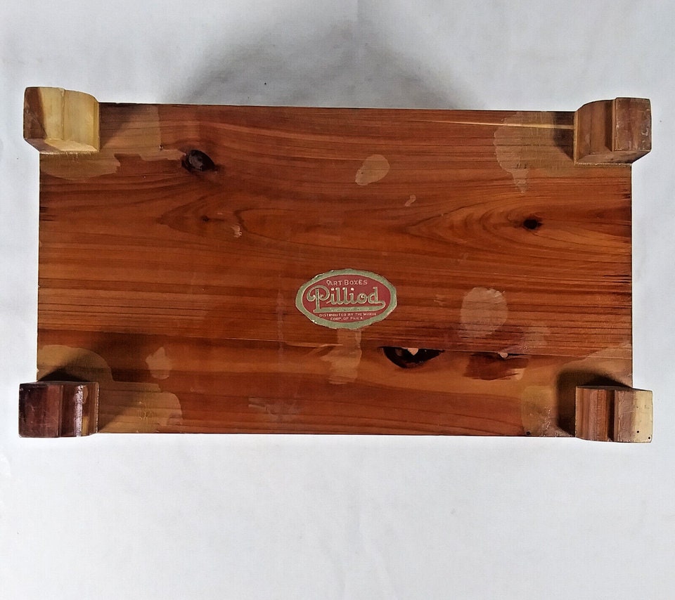 古い印箱　銭箱 Cedar Jewelry Box / Art Box Vintage 1950s Labeled Pilliod of