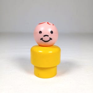 Fisher-Price Original Little People Boy With Yellow Body Red Hair EPPP VTG 1980s