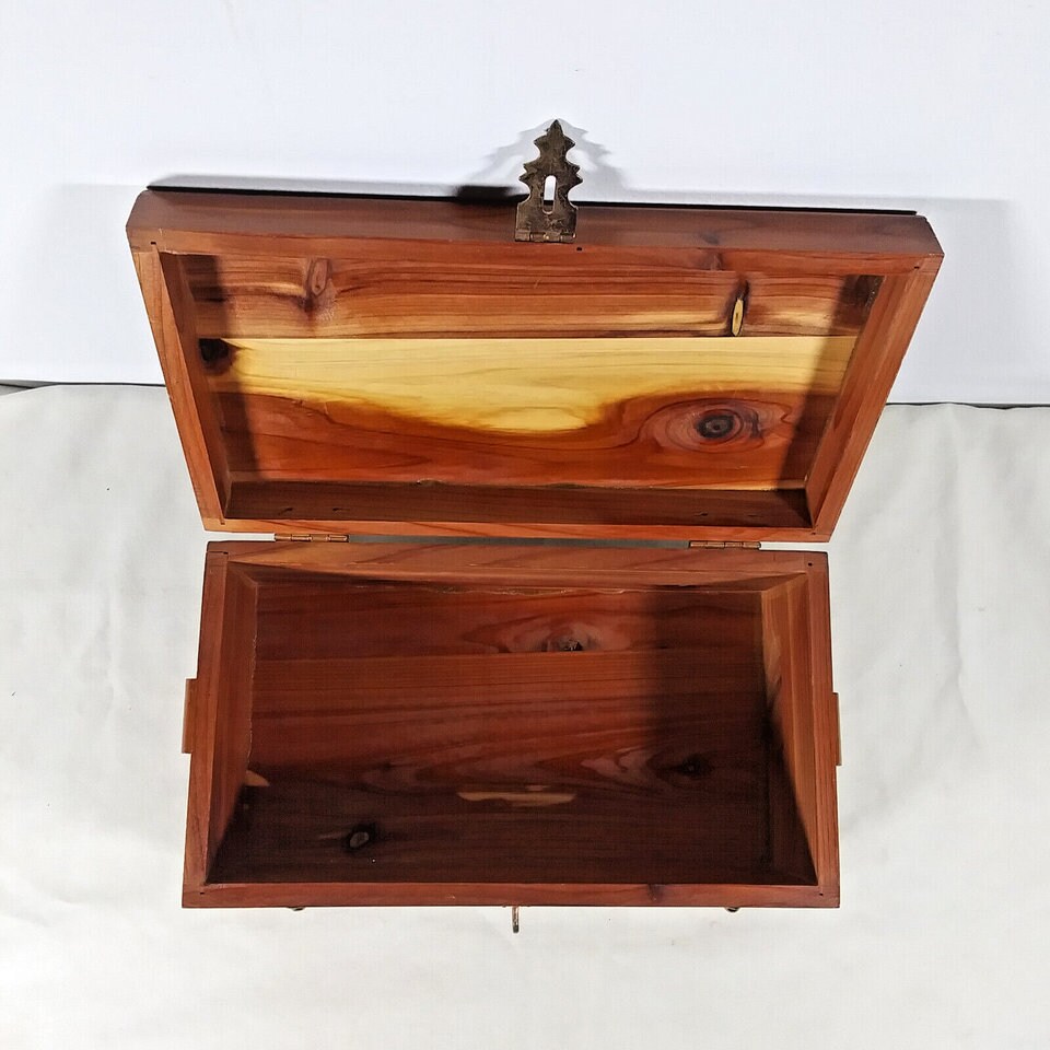 古い印箱　銭箱 Cedar Jewelry Box / Art Box Vintage 1950s Labeled Pilliod of