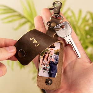 Keychain with photo for men, Couples Keychain, photo keyring, personalized leather keychain for daddy from kids, new parents photo key chain