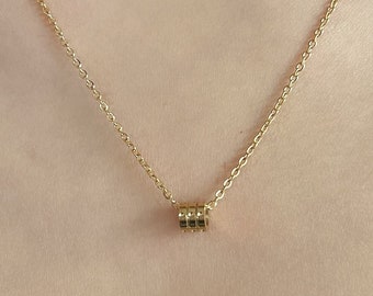Fass-Halskette, 18 Karat Gold, hypoallergen, wasserfest, anlaufgeschützt, zierliche Zylinderrohr-Halskette, rollendes Fass-Halskette für Brautjungfern