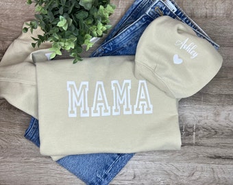 Personalisiertes Mama Sweatshirt mit Kindernamen auf dem Ärmel, Mama Geschenk, Muttertagsgeschenk, Geburtstagsgeschenk für Mama, neue Mama Geschenk