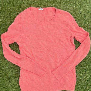 Vintage-Inspired Fossil Coral Knit Sweater | Medium | Pointelle Detail | 2000s Retro Style