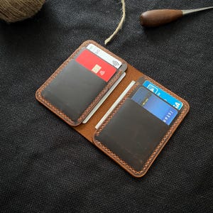 Billetera personalizada, Billetera de cuero hecha a mano, Tarjetero de cuero, Regalo personalizado, Regalo para él, Billetera minimalista