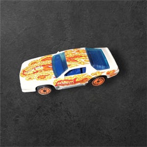 Vintage 80s 90s hot wheels Mattel race car with flames Hot Rod Racer