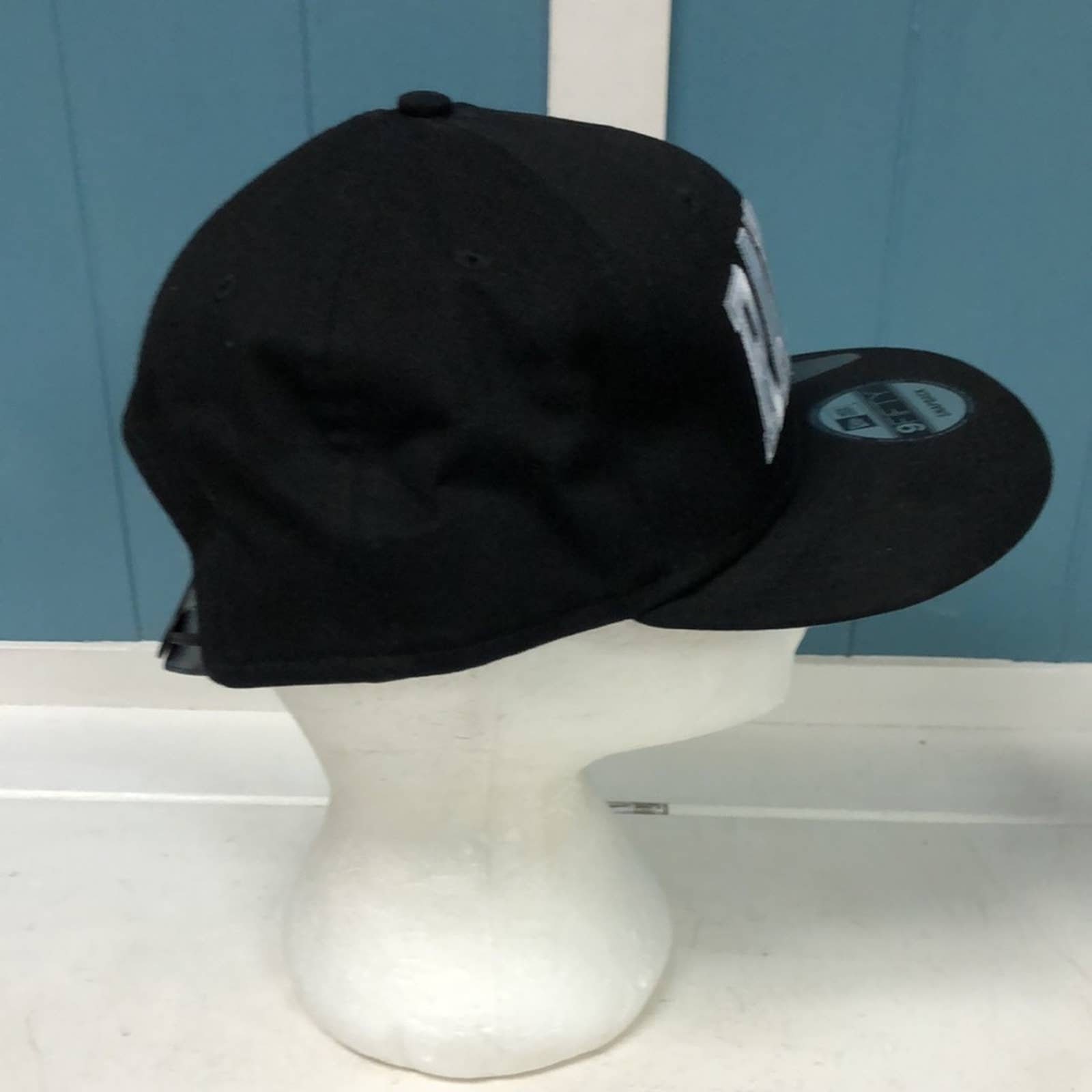 VTG 90s NFL Los Angeles Raiders Arch Logo SNAPBACK Hat New