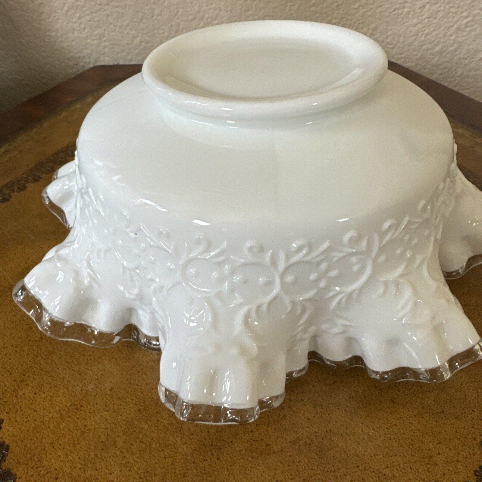 ヴィンテージ フェントン ホワイト ミルク ガラス ボウル