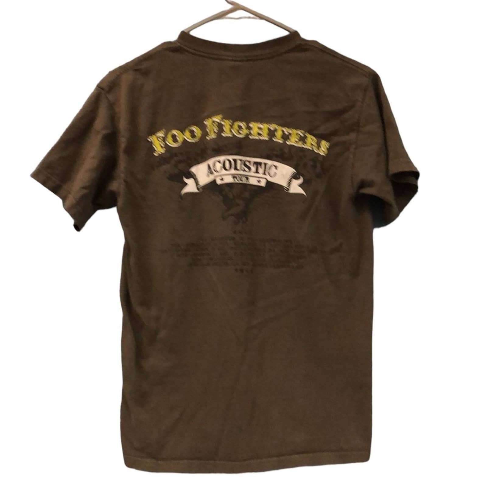 Vintage 2006 Foo Fighters Acoustic Tour Skin and Bones Licensed T 