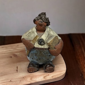Vintage Sara Meadows Balloon People Pottery Teacher Student 1987