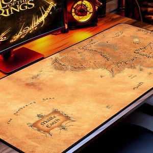 Mittelerde Map Schreibtischunterlage - Herr der Ringe Gaming-Mausunterlage - 80 cm x 40 cm (31,5 "x 15,5""