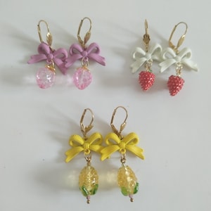 Strawberry Earrings, Cottagecore Fairycore Fruit Earrings, Spring Bow Earrings