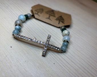 Cross Bracelet, Christian Bracelet, Christmas Gift, Beaded Cross Bracelet, Religious Bracelet, Holiday Gift, Stockin Stuffer, Jesus Bracelet