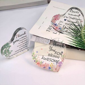 Blocco acrilico personalizzato, supporto in acrilico a forma di cuore, ornamento decorativo, regalo di ringraziamento per donne e uomini, regalo di apprezzamento per il capo insegnante