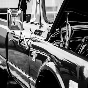 Camionnette Chevrolet C20 d'époque