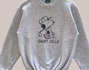 Vintage Peanuts Snoopy Short Hills Sweatshirt Snoopy Crewneck Snoopy Pullover Printed Logo Gray Color Men’s Fit M