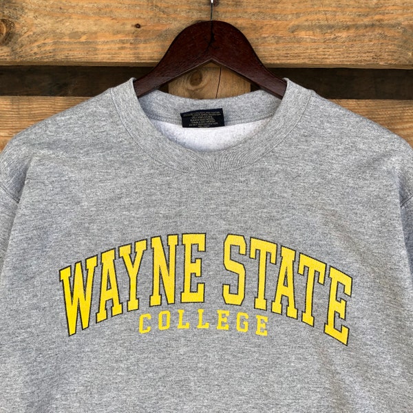 Vintage 90s Wayne State University Detroit Sweatshirt Wayne State Crewneck Wayne State Pullover Printed Logo Gray Color Men’s S