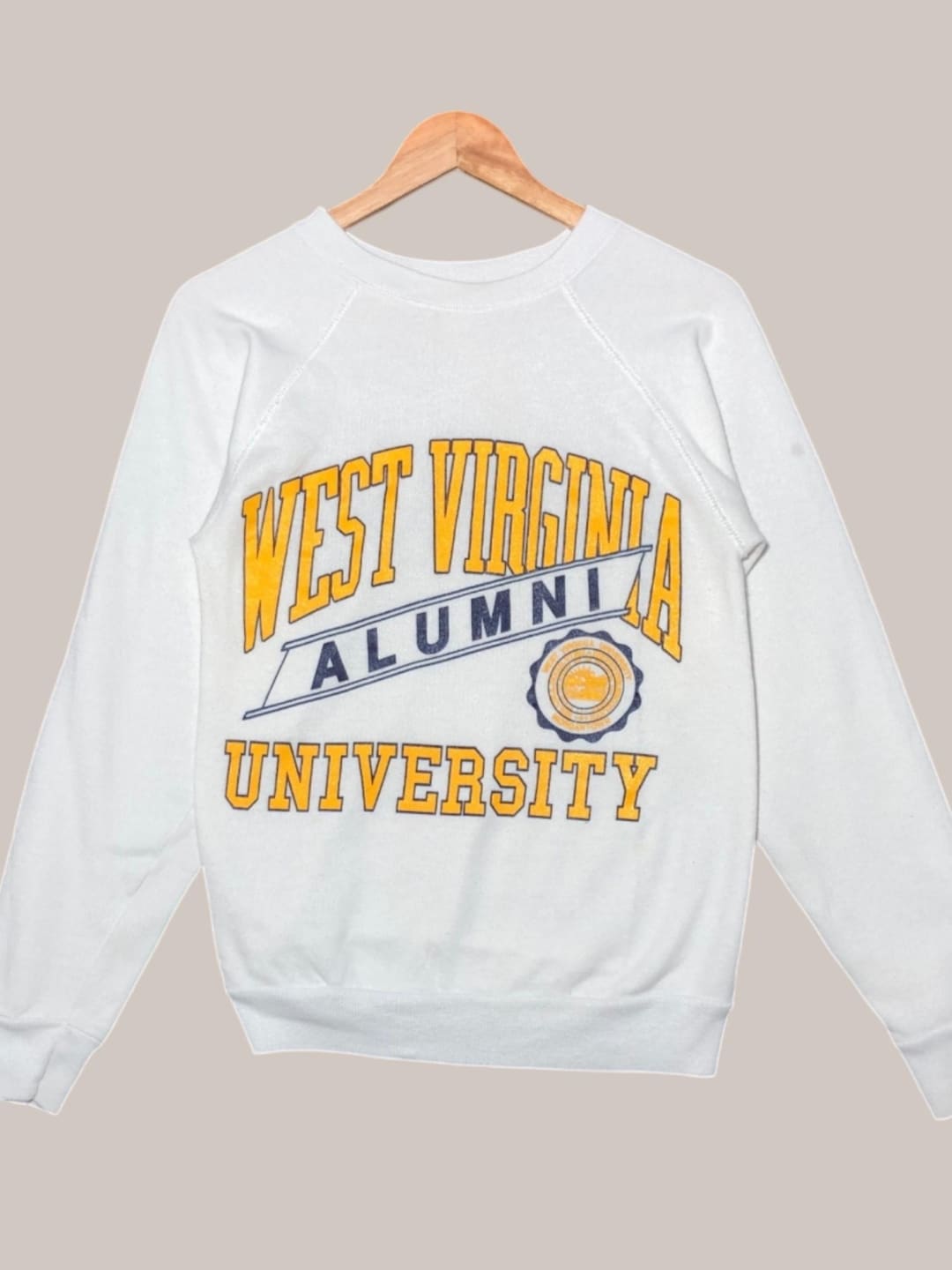 Vintage 80s West Virginia Mountaineers University Alumni