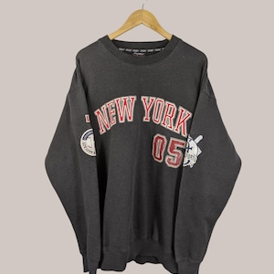 RARE Vintage Fubu New York Sweatshirt Fubu Crewneck Fubu Pullover Fubu Sweater Fubu Jumper Embroidery Logo Black Color Men’s Fit Saiz Large