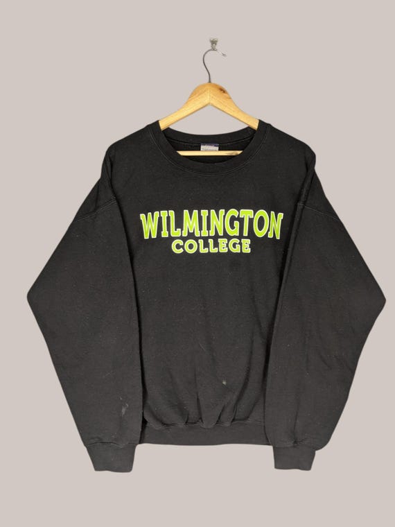 Vintage Wilmington College Ohio Hoodie Wilmington College Crewneck Wilmington College Sweater Wilmington College Printed Logo Black Color XL