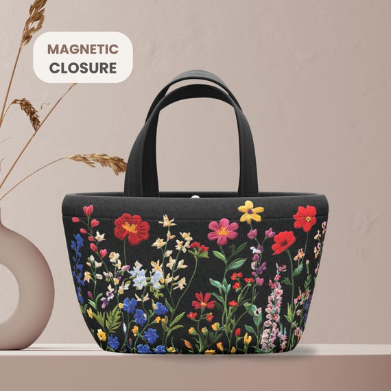 Cute Lunch Bag for Women, Aesthetic Floral Lunch Tote, Lightweight Reusable Lunch Bag, Magnetic Closure Lunch Tote, Work Lunch Bag