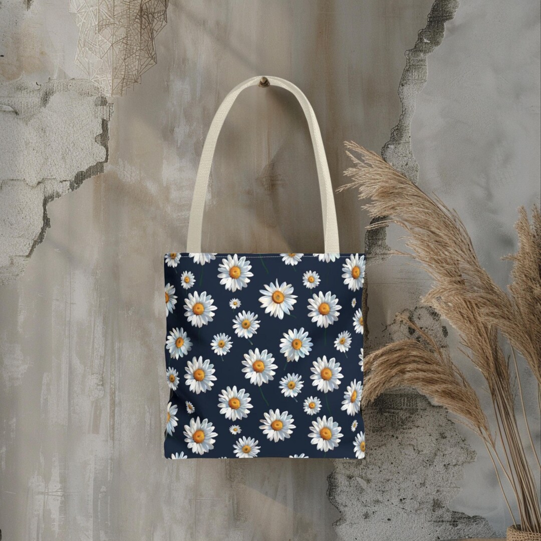 Daisy Round Bag main image 1