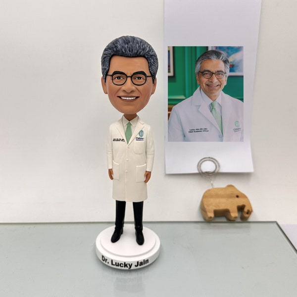 Custom Medical Professors Bobbleheads, Personalized Attending Physician Figurines, Custom Dentist Bobbleheads Dolls, Custom Nurse Statues