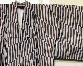 pre-1970s Silk Kimono - Dark Gray and Taupe Geometric