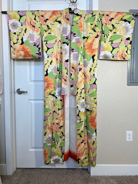 pre-1970s Silk Kimono - Tropical Florals